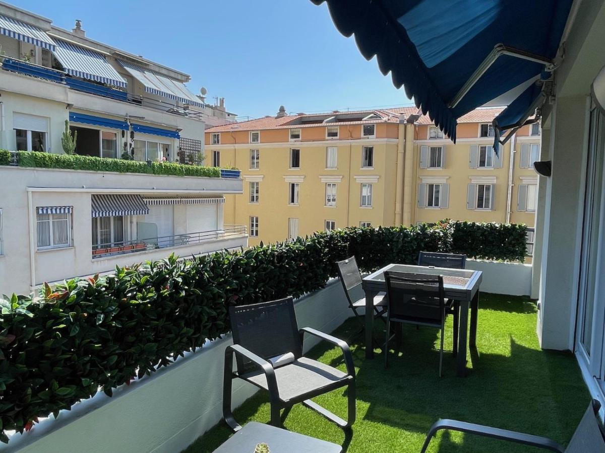 Reine Marie :top Floor Carré D'or Avec Accès Direct à La Apartamento *